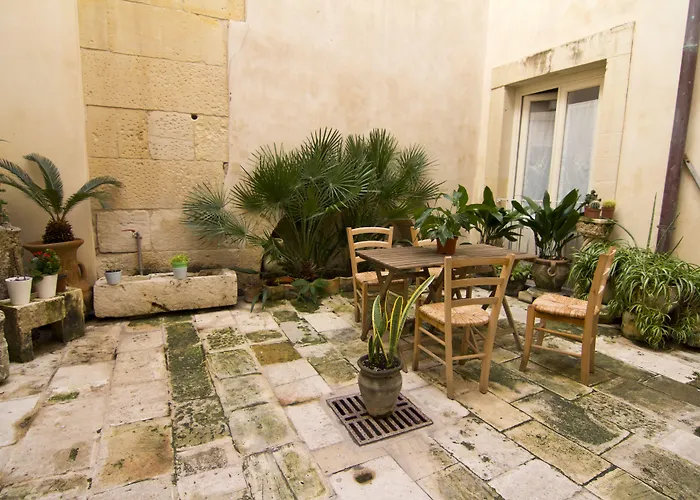 Bed and Breakfast La Via della Giudecca Syracuse